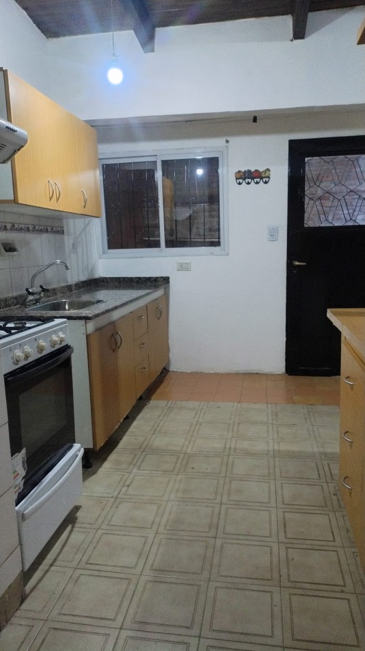 LC PROP ALQUILA- Neuquen Capital- Casa de 2 Dormitorios- Barrio Bouquet Roldan