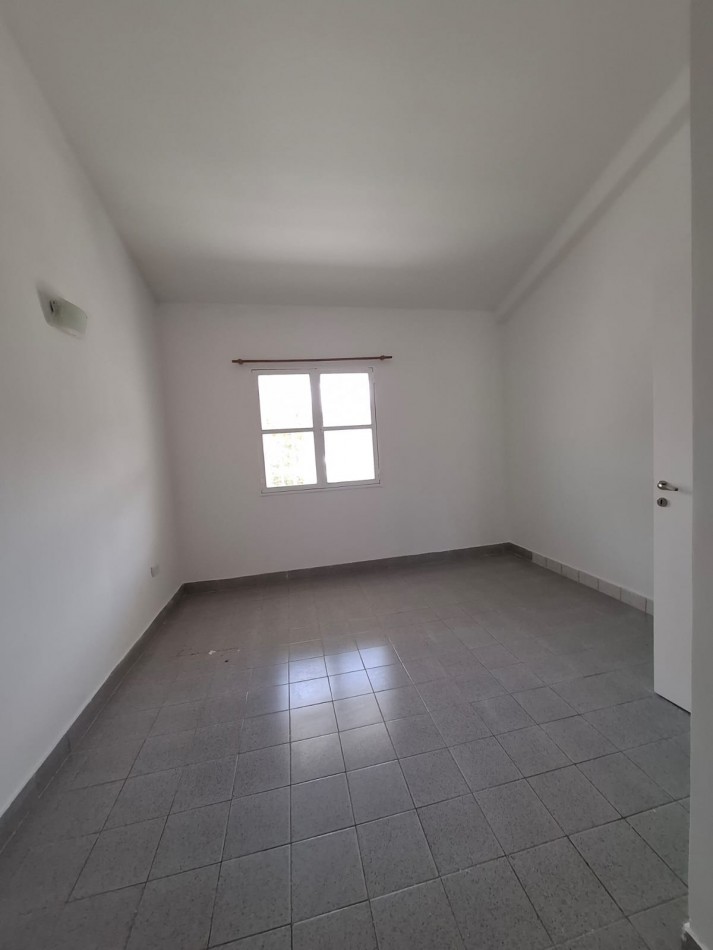 Casa en Alquiler- Neuquen Capital- Av de trabajador 5000