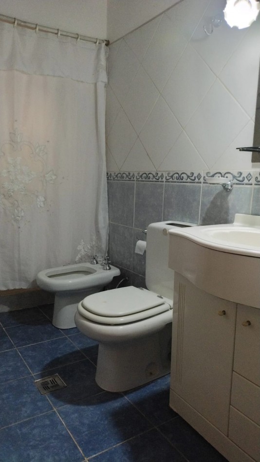 LC PROP ALQUILA- Neuquen Capital- Casa de 2 Dormitorios- Barrio Bouquet Roldan