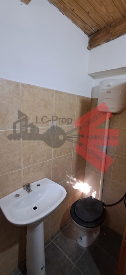 LC PROP ALQUILA- CASA 4 DORMITORIOS- CUTRAL CO