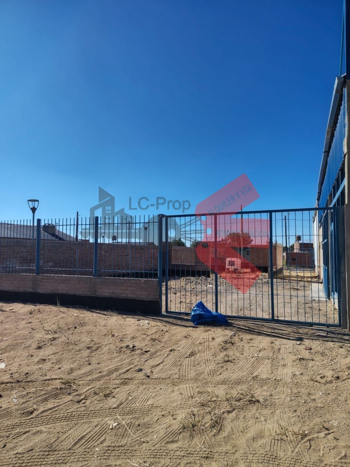 LC PROP ALQUILA GALPON- Sobre ruta 17 Plaza Huincul
