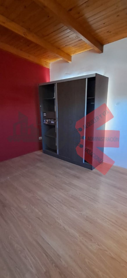 LC PROP ALQUILA- CASA 4 DORMITORIOS- CUTRAL CO