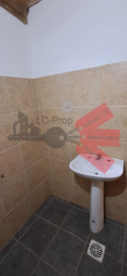 LC PROP ALQUILA- CASA 4 DORMITORIOS- CUTRAL CO