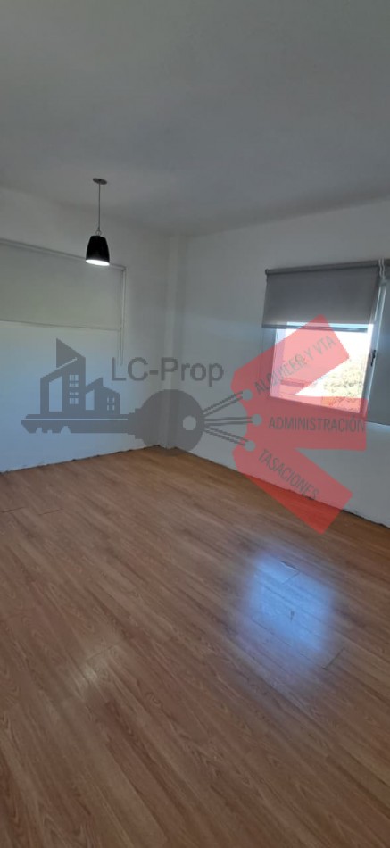 LC PROP ALQUILA- CASA 4 DORMITORIOS- CUTRAL CO