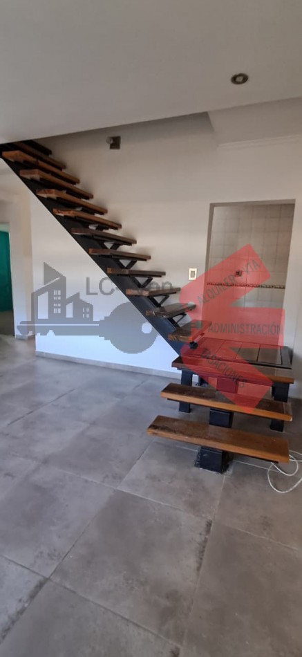 LC PROP ALQUILA- CASA 4 DORMITORIOS- CUTRAL CO