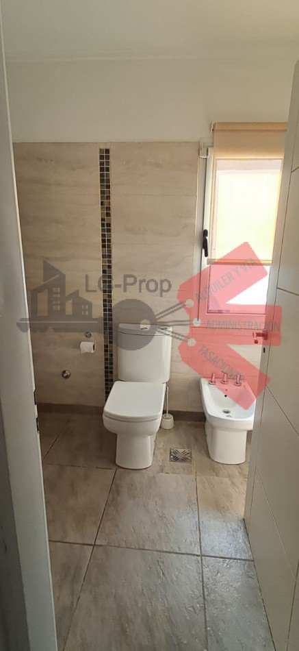 LC PROP ALQUILA- CASA 4 DORMITORIOS- CUTRAL CO