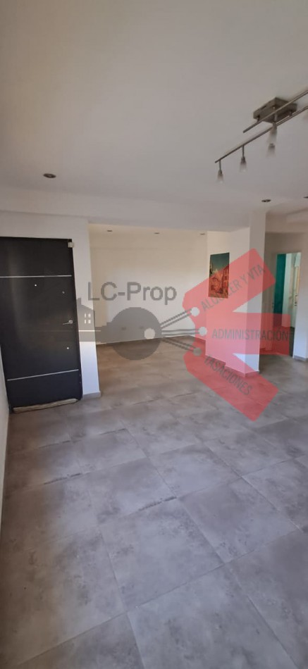 LC PROP ALQUILA- CASA 4 DORMITORIOS- CUTRAL CO