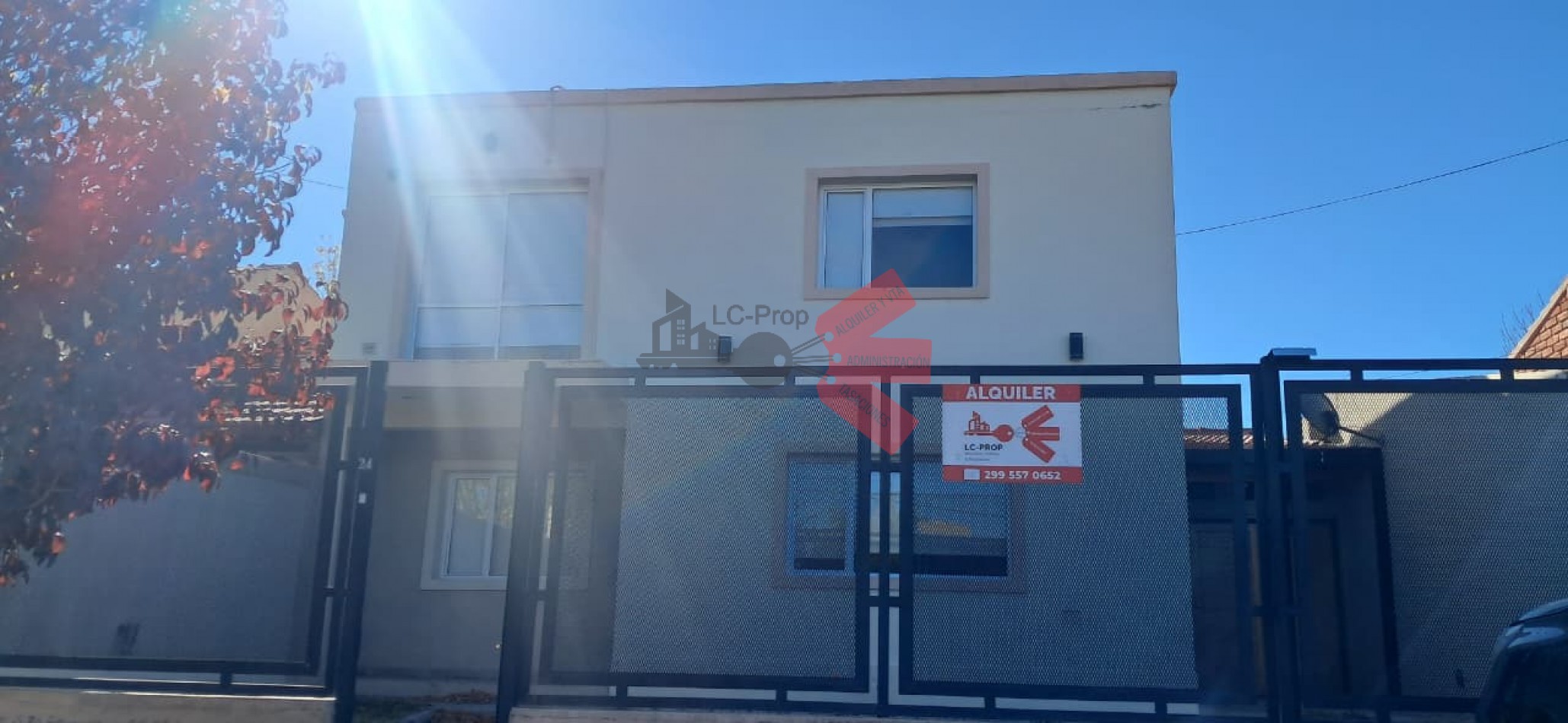 LC PROP ALQUILA- CASA 4 DORMITORIOS- CUTRAL CO