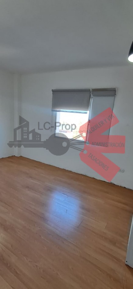 LC PROP ALQUILA- CASA 4 DORMITORIOS- CUTRAL CO