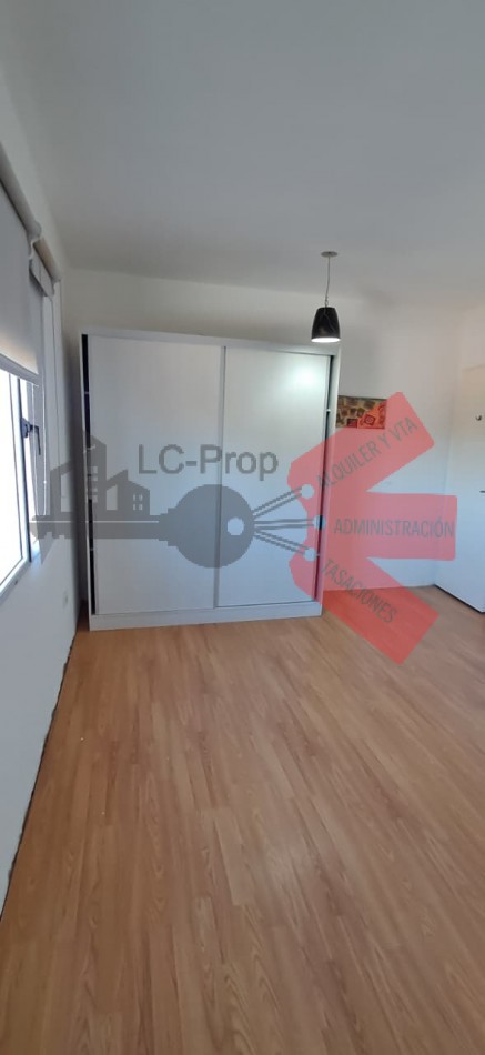 LC PROP ALQUILA- CASA 4 DORMITORIOS- CUTRAL CO