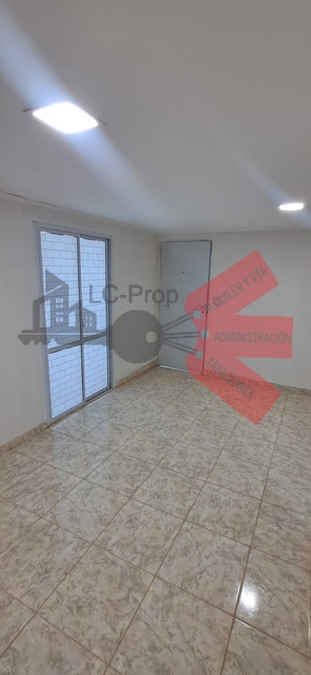 LC PROP ALQUILA- Centenario- Monoambiente 20 mt2, zona autodromo