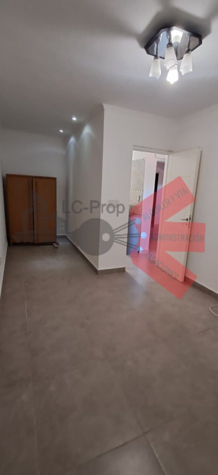 LC PROP ALQUILA- CASA 4 DORMITORIOS- CUTRAL CO