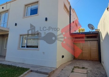 LC PROP ALQUILA- CASA 4 DORMITORIOS- CUTRAL CO